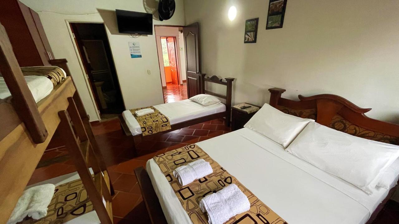 Hotel Campestre Palmas Del Zamorano San Gil Eksteriør bilde