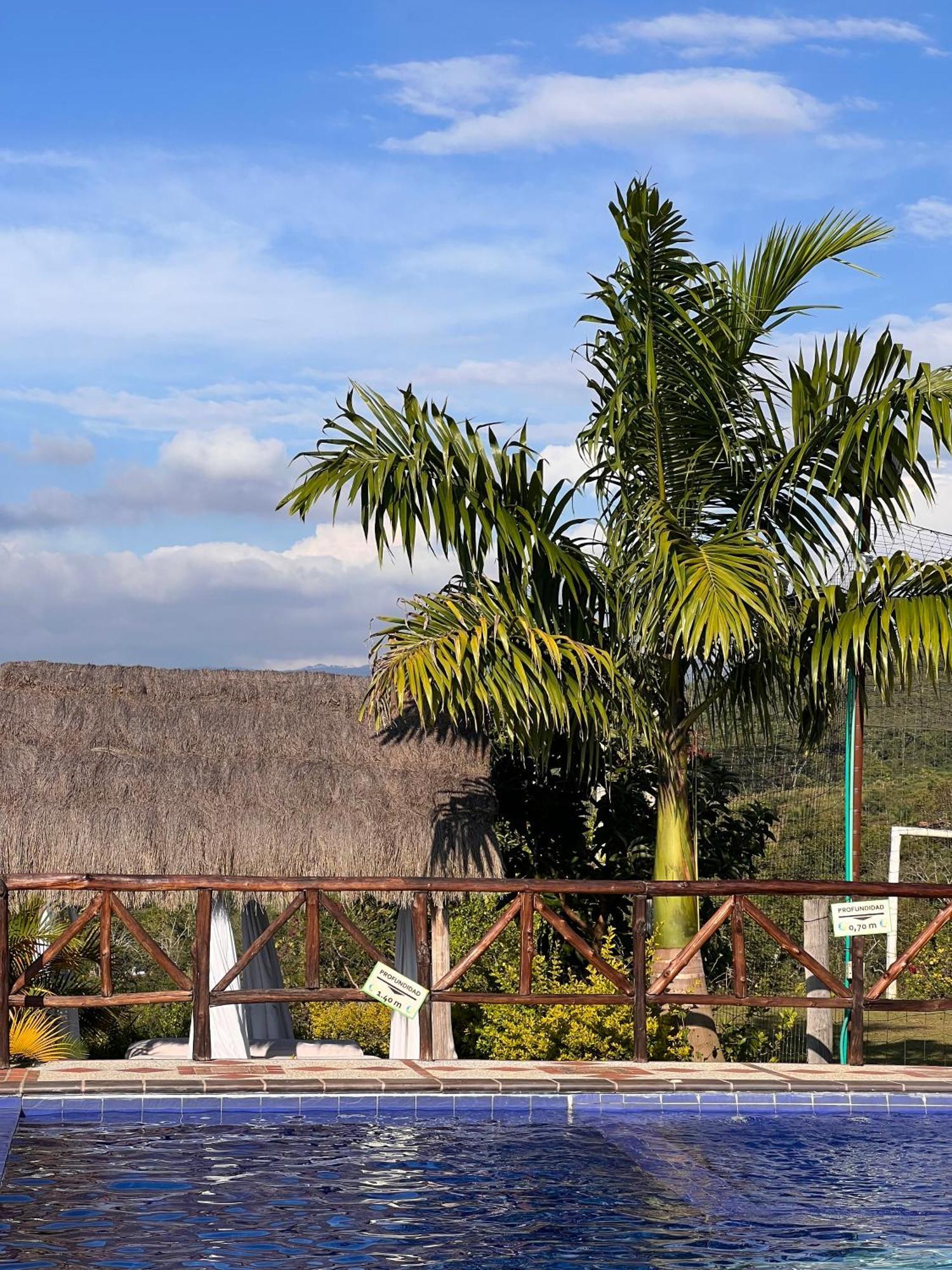 Hotel Campestre Palmas Del Zamorano San Gil Eksteriør bilde