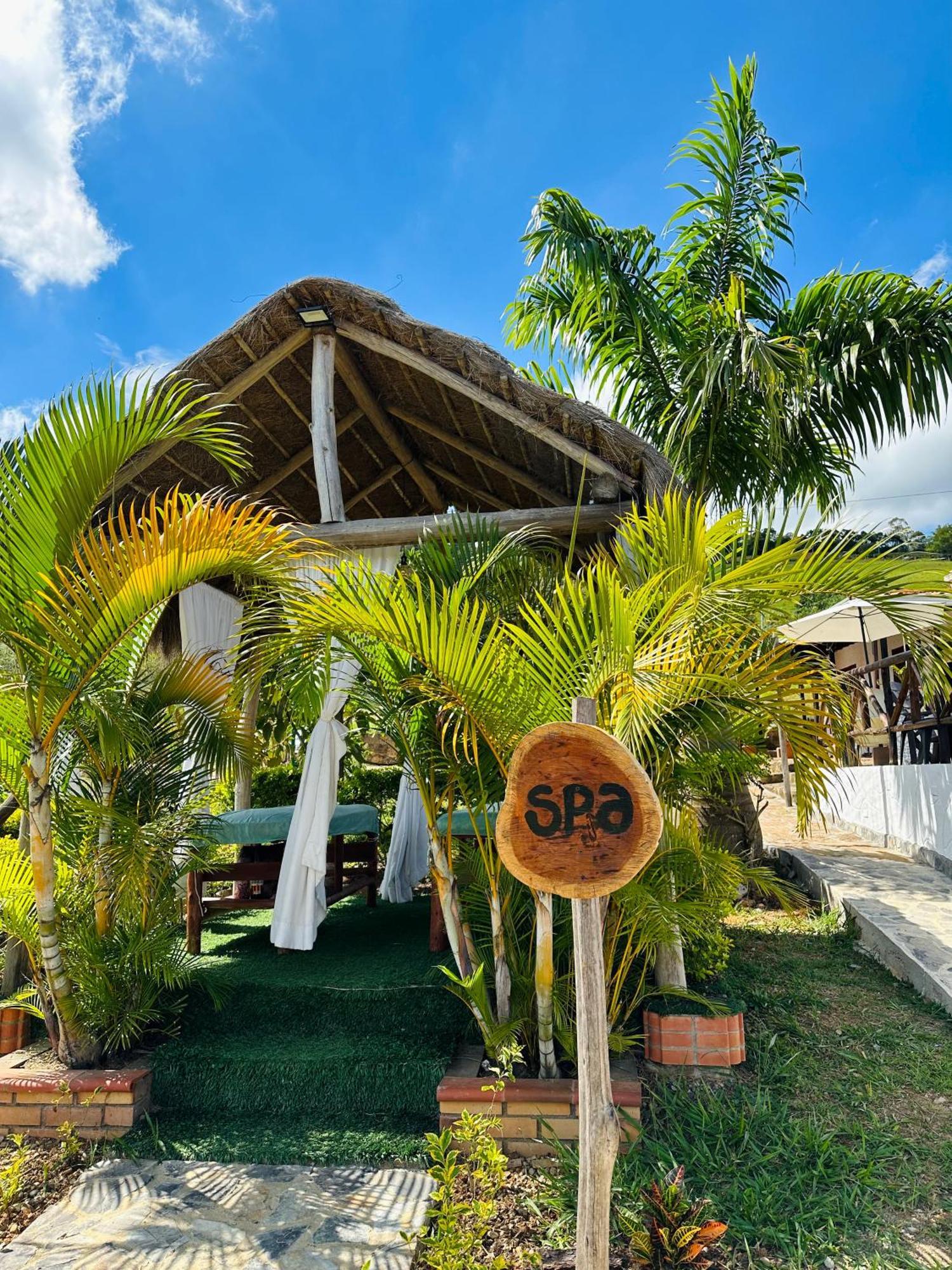 Hotel Campestre Palmas Del Zamorano San Gil Eksteriør bilde