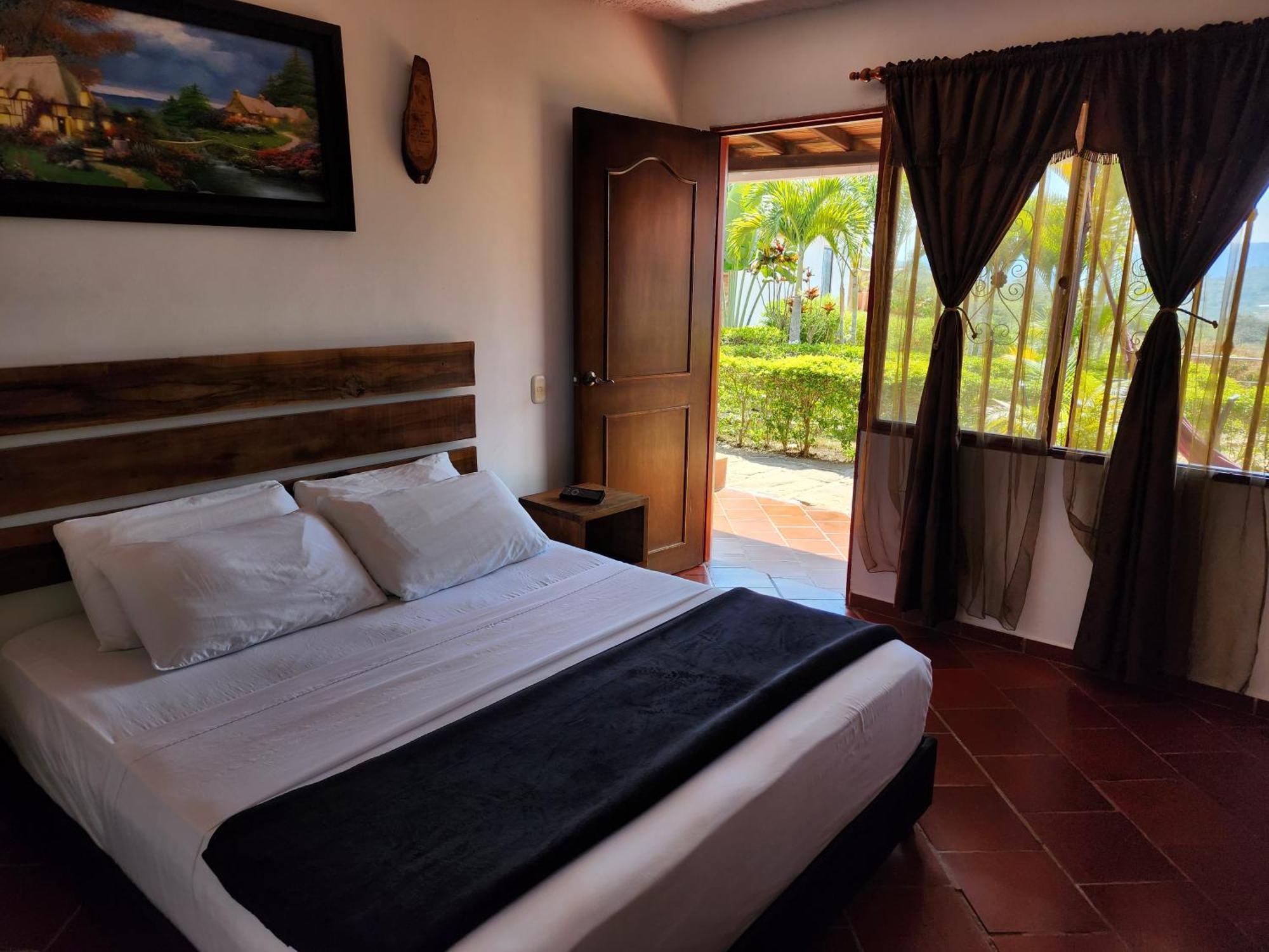 Hotel Campestre Palmas Del Zamorano San Gil Eksteriør bilde